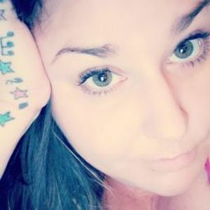 Meet your Posher, Manda